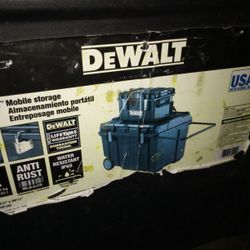 Used For What Its Made For DeWalt Toolbox / Selling Smaller One In Picture Secretly But Can Make Deal As Package 