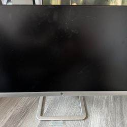 24in HP Monitor 