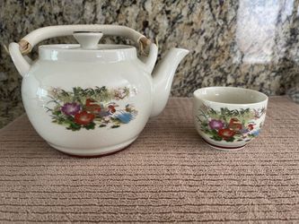 Tea Kettle w/ 1 Cup - Made In Japan