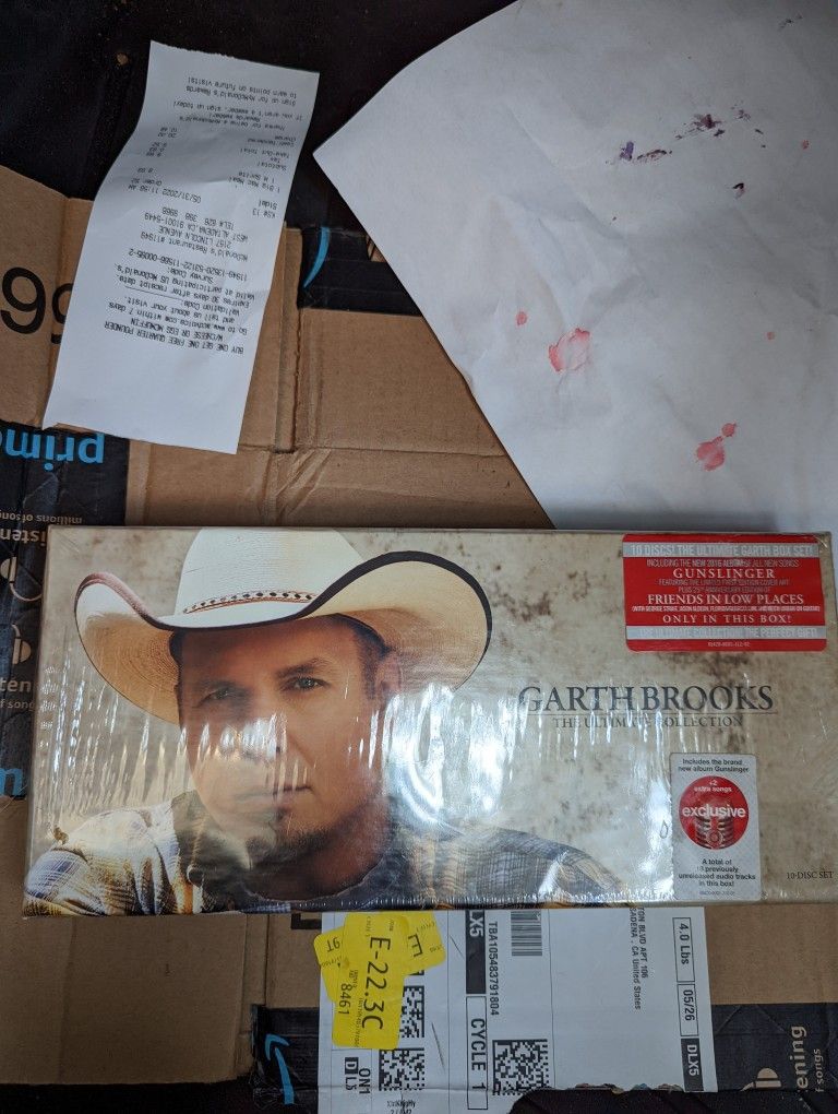 Garth Brooks Ultimate Collection