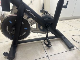 MERACH Spinning Bike