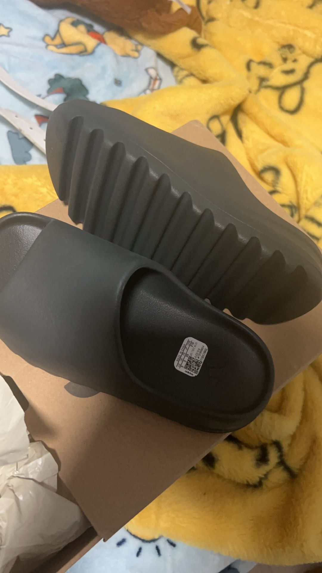 Yeezy Slide