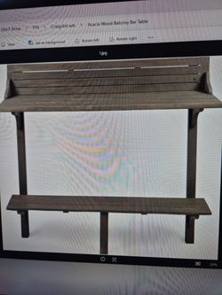 Like new Patio Balcony Table