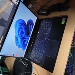 Dell  2- in-1 Touchscreen i7-10510U-CPU 10TH Gen. 16GB Ram 512GB SSD GPU: NVIDIA Graphics