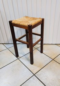 🪑 Vintage Wooden Stool with Straw Base Square Seat