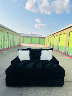 Oversized chaise