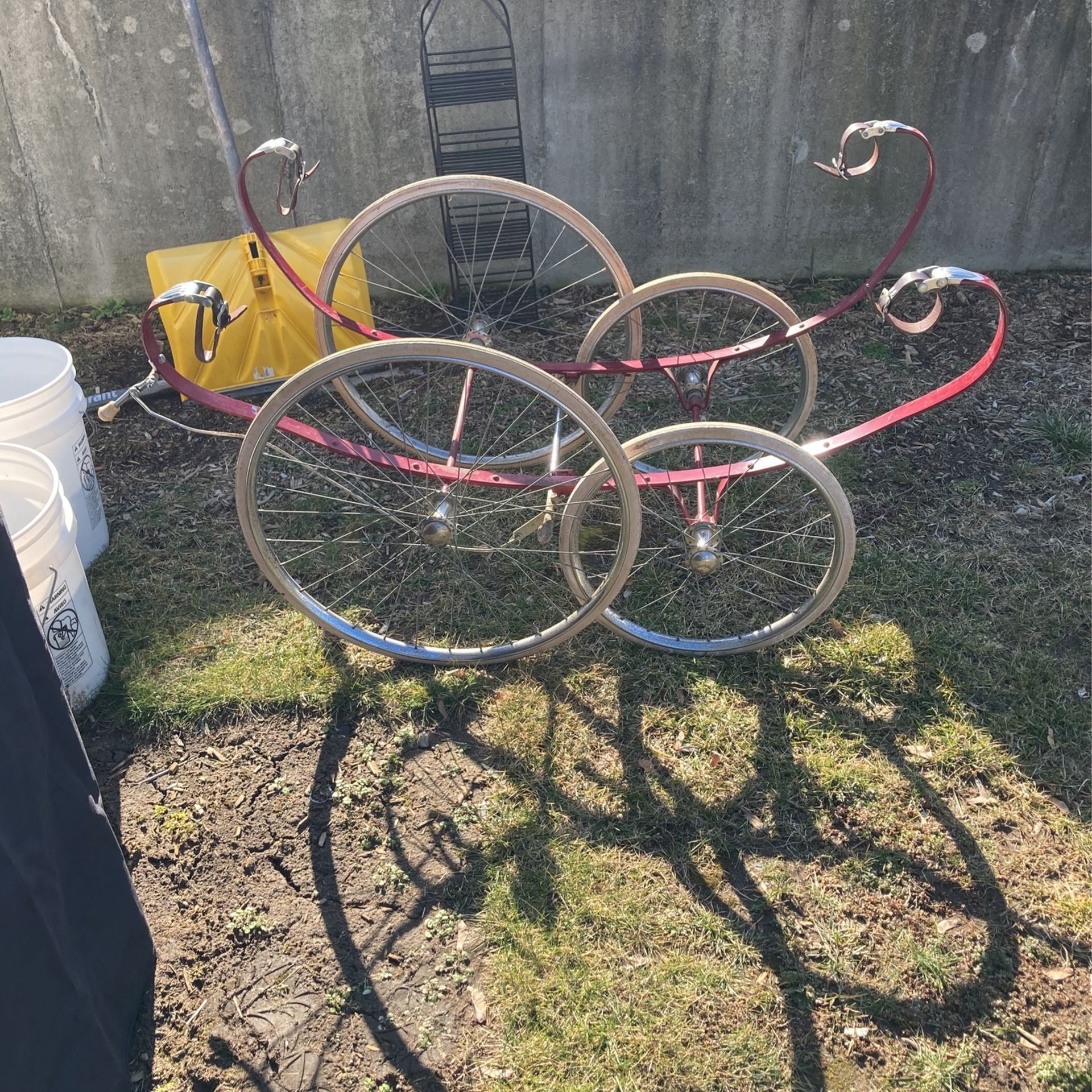 Antique Baby Carriage From The Early 70S From London England. I Have All People Work.