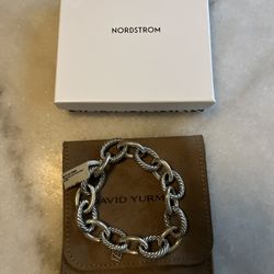 Brand New! David Yurman Extra Large Oval Link Bracelet 8.5 Inches $750 Plus Tax!