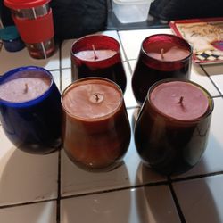 HOMEMADE  SCENTED CANDLES 