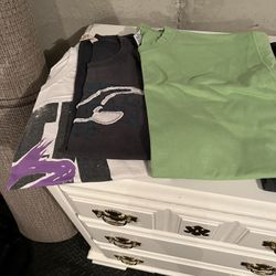 Mens T shirts Size L (9 Total)