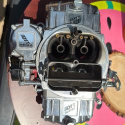 750 Carburetor Edelbrock