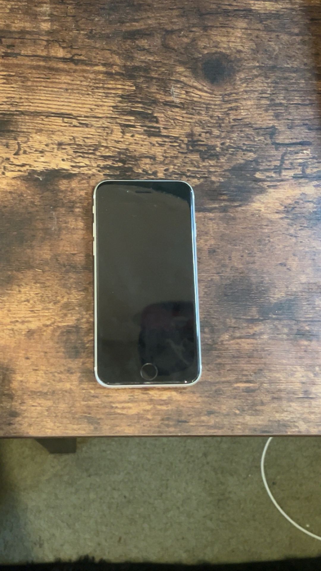 iPhone Se (2nd Gen) White