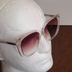 Quay Australia  Quay Ever After 77740 Clear frame Brown Fade Lens
Sunglasses. Pre-owned, good shape,  no scratches. 58x16x145