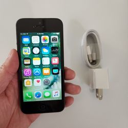 iPhone 5 - GSM UNLOCKED - Like New