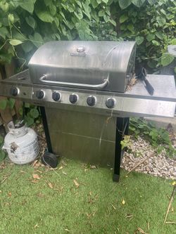 5 Burner Charbroil Grill