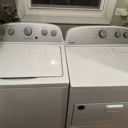 Whirlpool High Efficiency Washer Gas Dryer Set