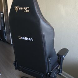 Secret Lab Omega Gaming Chair 