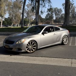 2009 Infiniti G37