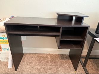 Used desk