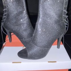 Women's Black Open Toe Lace-Up Dance Boots - Size 7.5 - Worn Once