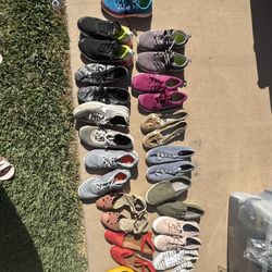 Women’s Shoes Size 8/ 8 1/2 And 9