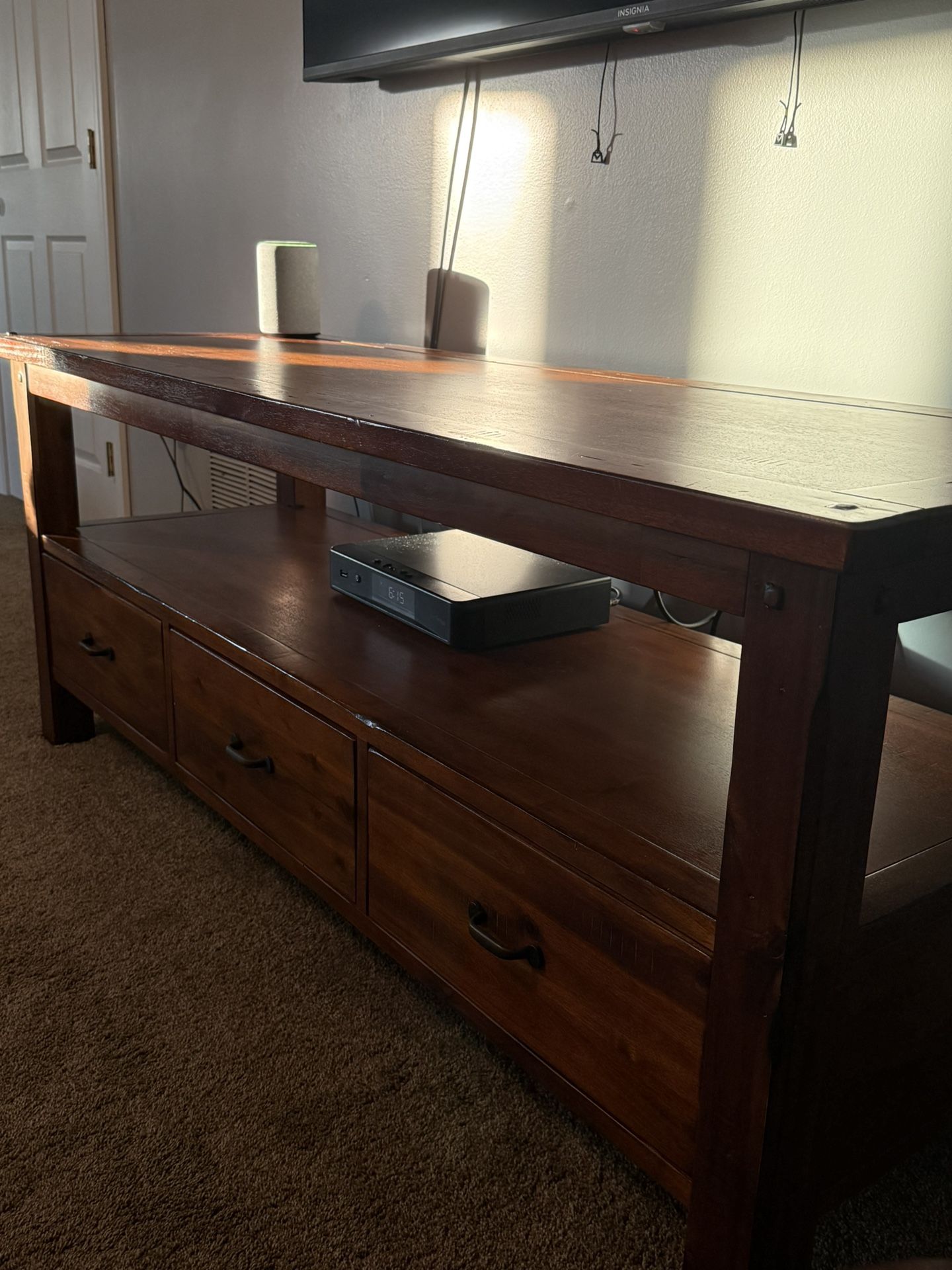 Console &. End Table