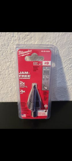 Milwakee Drill Bit/READ POST BEFORE ANY QUESTIONS 