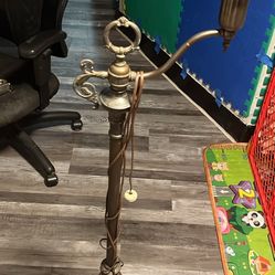 Beautiful Antique Floor Lamp 