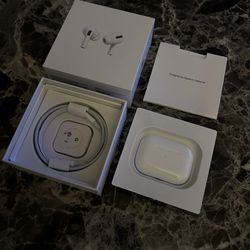Apple Airpods Pro 2nd generation With MagSafe Wireless Charging Case - White