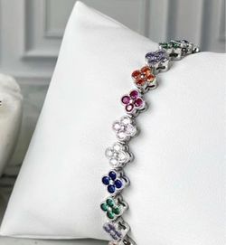 Beautiful colorful flower bracelet