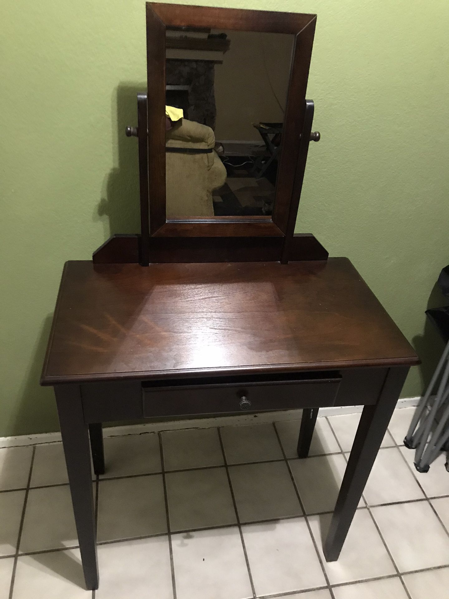 Vanity Flip Top Mirror with 1 Drawer