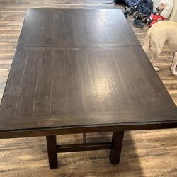 Free Dining room Table