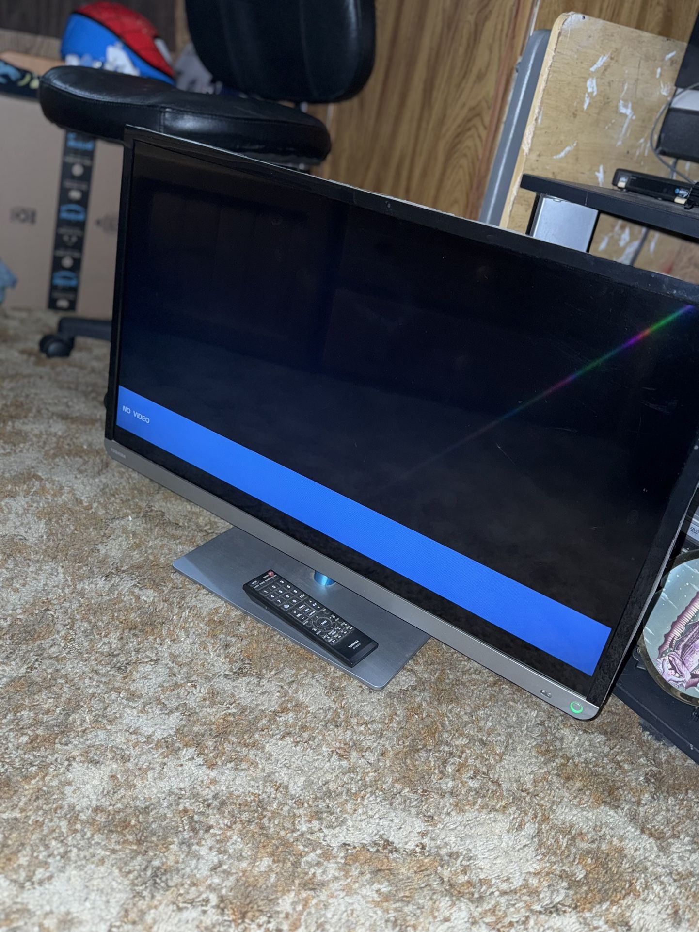 32 Inch Toshiba Flatscreen Tv