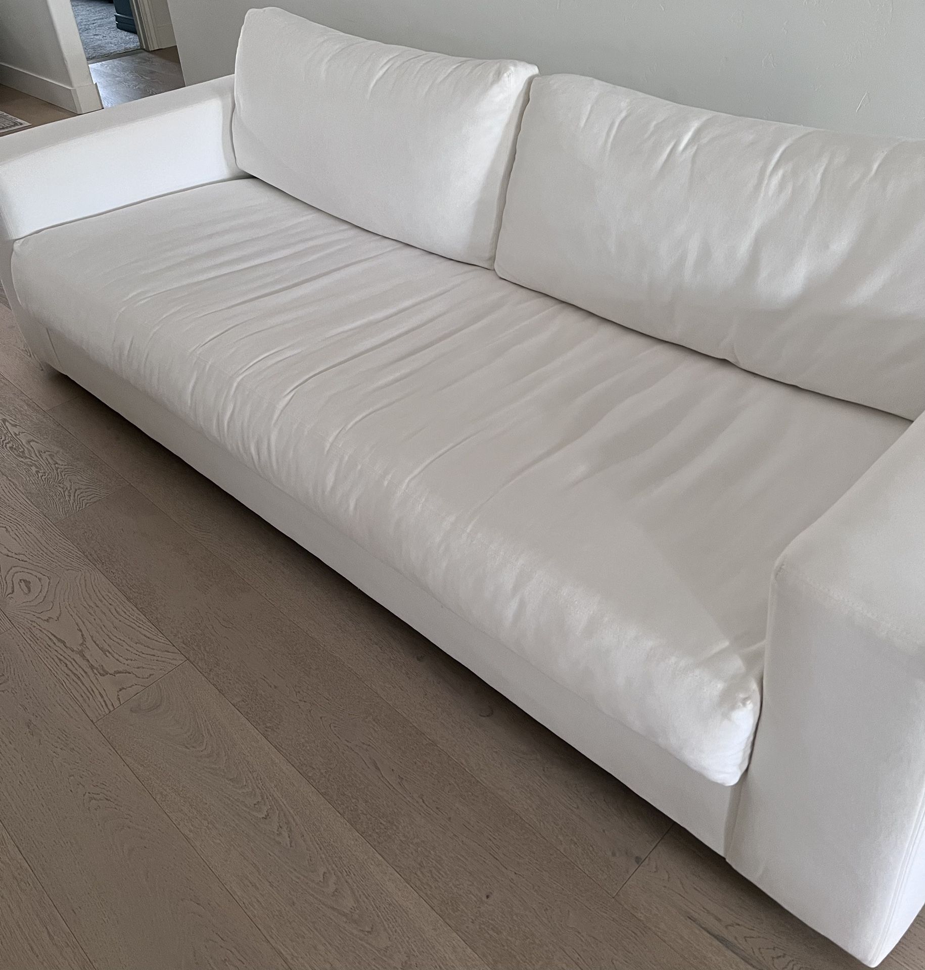 Pottery Barn Carmel Wide Arm Sofa 98”