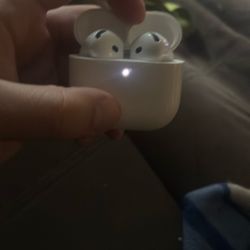 Airpods Fourth Generations