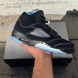 Air Jordan 5 Retro “UNC” Size 5Y