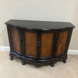 Credenza