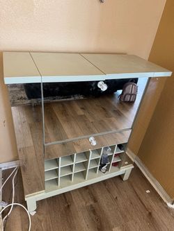 Luxury wine cooler set