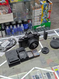 Nikon ZFC with 16-50 lens