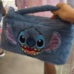 Disney Parks Zippered Soft Faux Fur Lunch Tote Cooler Bag.
