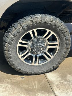 Toyo 35x12.50 20 With Ford Wheel 8 Lugs