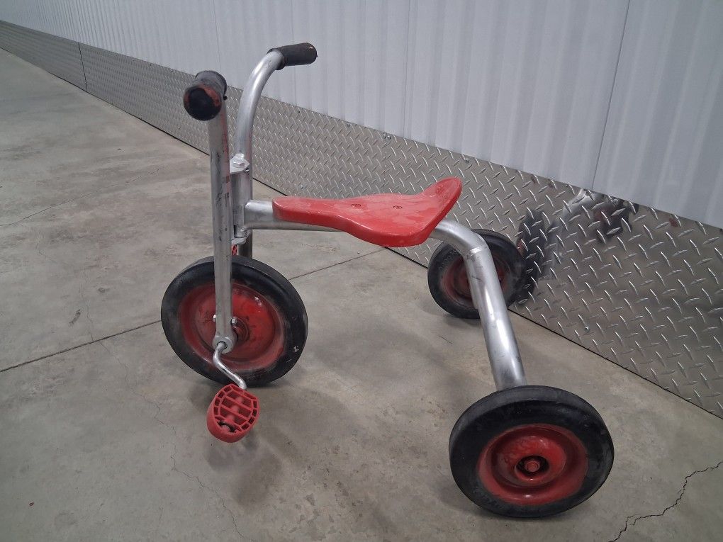Used Silver Rider Angeles Tricycle
