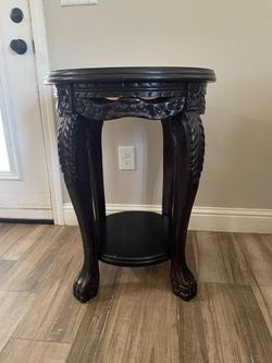 Accent Table
