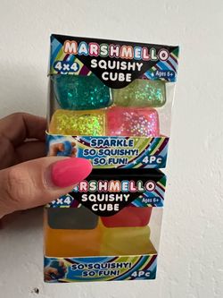 Marshmello Squishy Cube 4-Pack – 2 Boxes