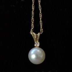 IPS 14KP necklace with akoya pearl diamond pendant