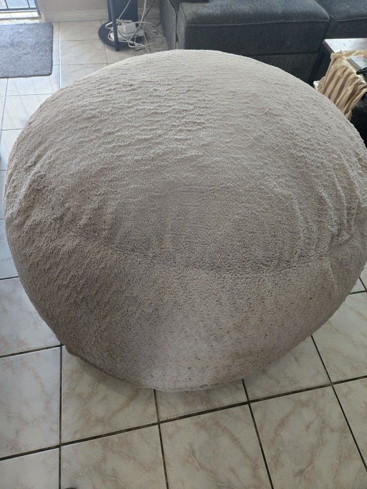 Lounge Pillow Couch