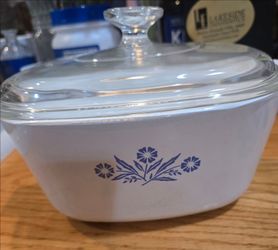 Vintage CorningWare Blue Cornflower Covered Casserole Dish w/ Glass Lid
