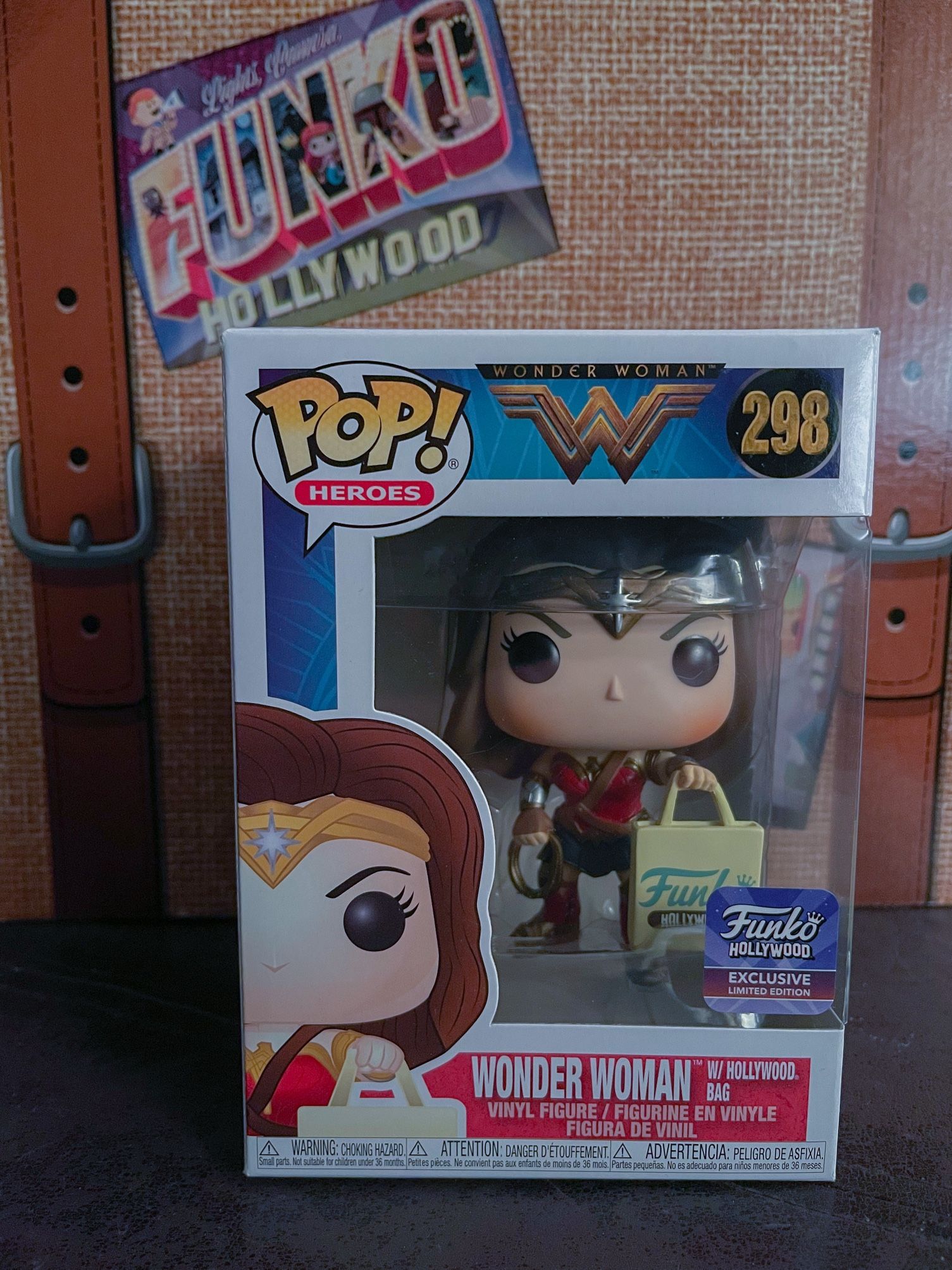 Funko Pop Figure Wonder Woman 298 With Hollwood Bag Exclusive Limited