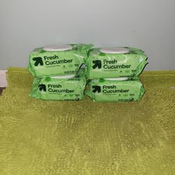 4 Bags 100 Baby Wipes