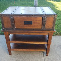 Beautiful ASHLEY Suite Case Style End Table   
